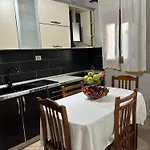 Πανσιόν House Vlorë