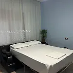 House Πανσιόν 3*
