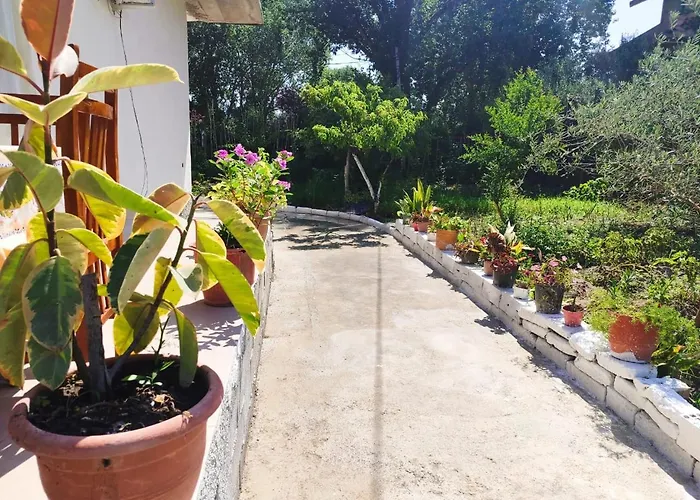 Πανσιόν House 3*